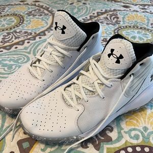 Under Armour Men’s basketball shoes